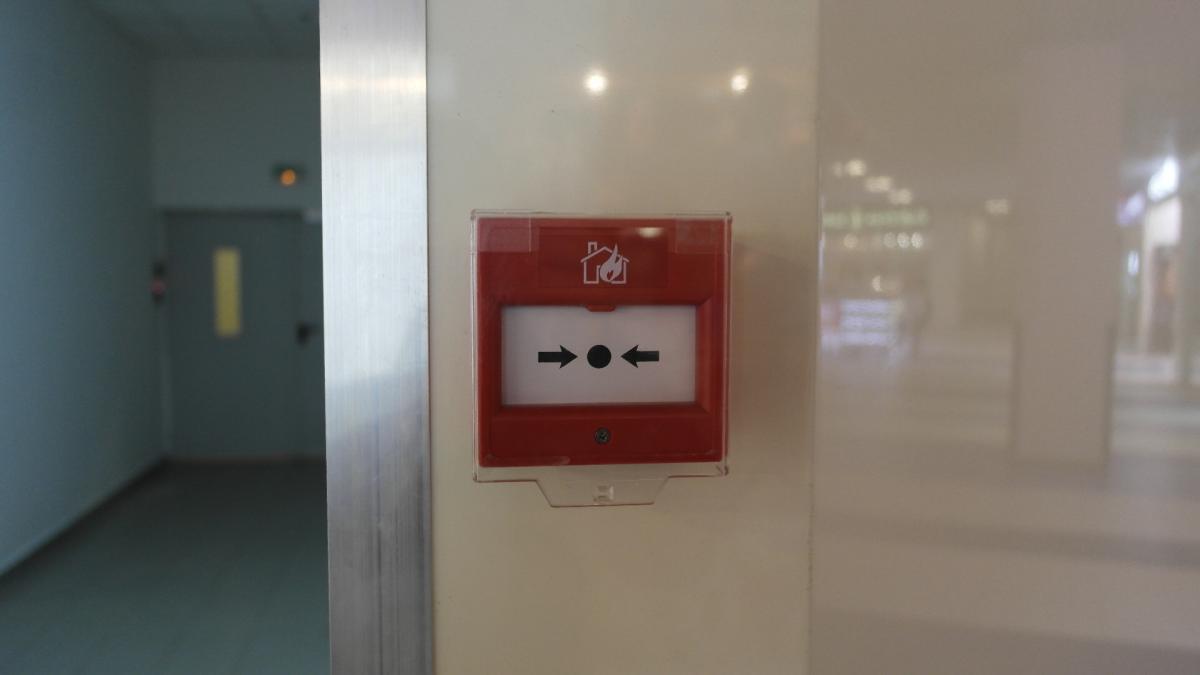 Пожарная сигнализации в банке.